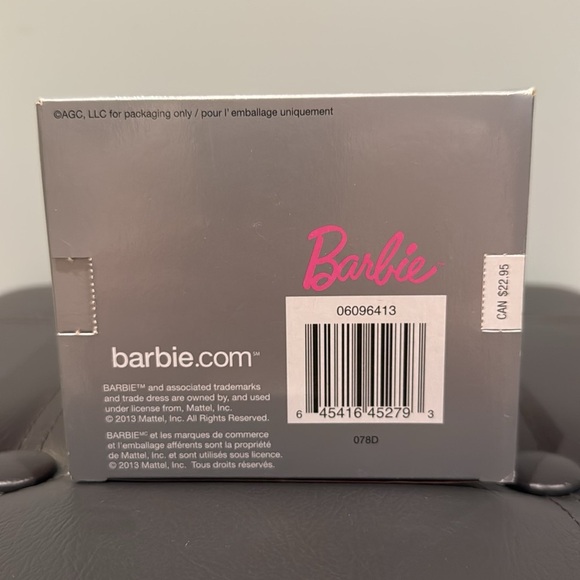 Heirloom Collection | Barbie Sophisticated Lady Ornament- 2013 - Picture 9 of 10